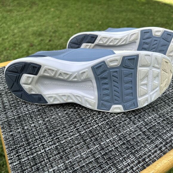 APL TechLoom Bliss Womens Sz: 8.5 Light Blue, periwinkle blue and cream/wh - Picture 15 of 16